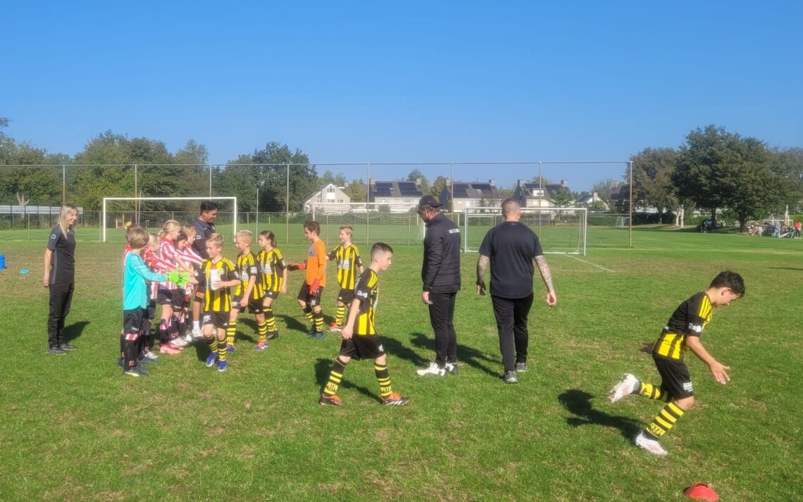 Strijders JM010-1 blijven in bloedvorm en winnen weer