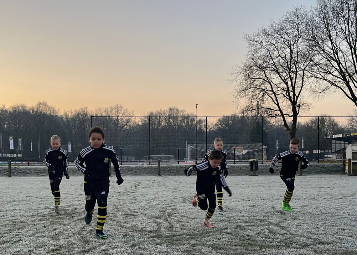 Columbia JO9-1 vs ZVV JO9-1: Iet giet oan!