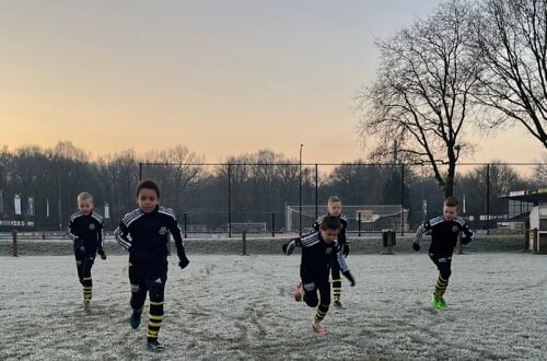 Columbia JO9-1 vs ZVV JO9-1: Iet giet oan!