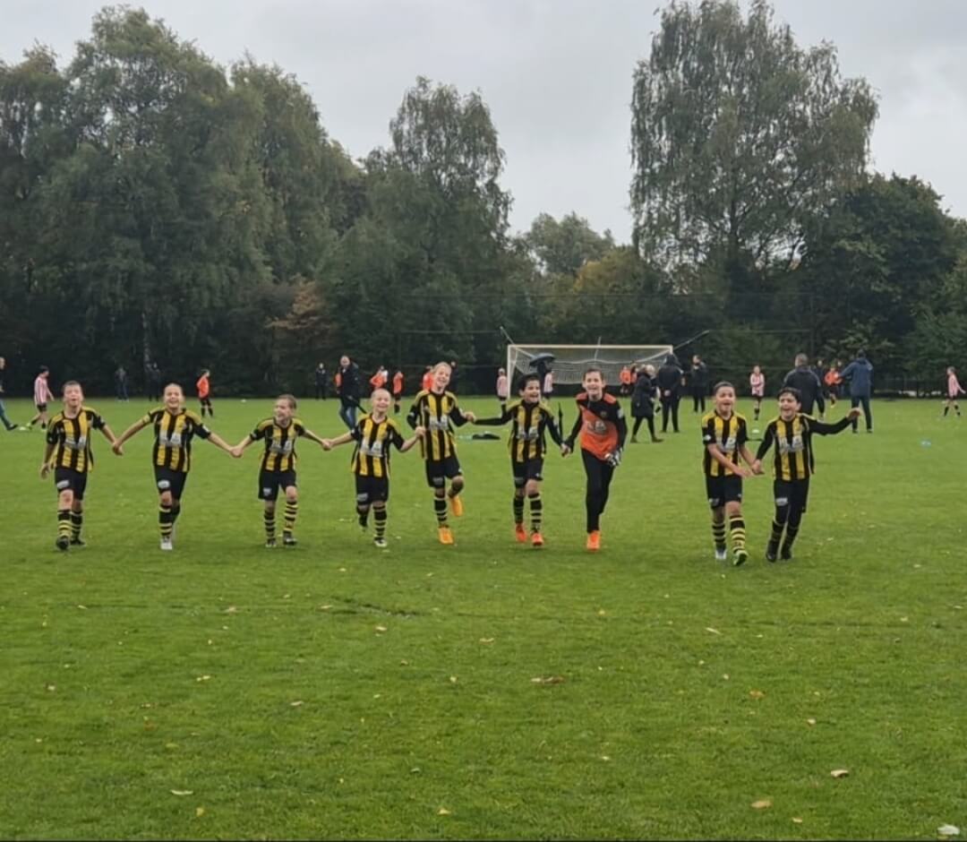 De topper van columbia JM011-1 uit bij ZVV’56 JM011-1