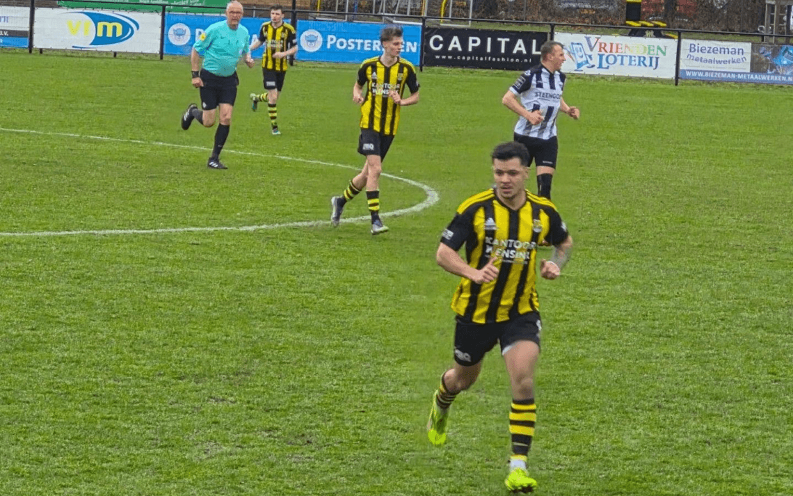 Columbia strijdend ten onder tegen titelkandidaat Zwart Wit ’63