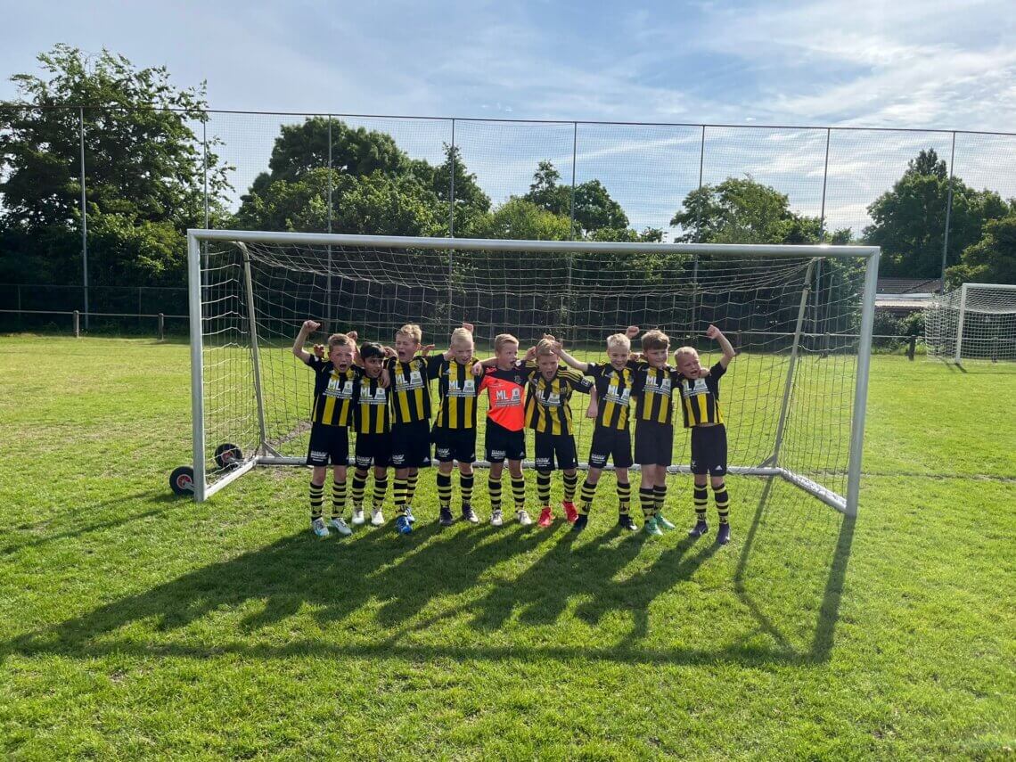 Columbia JO9-3 vs. Klarenbeek JO9-1