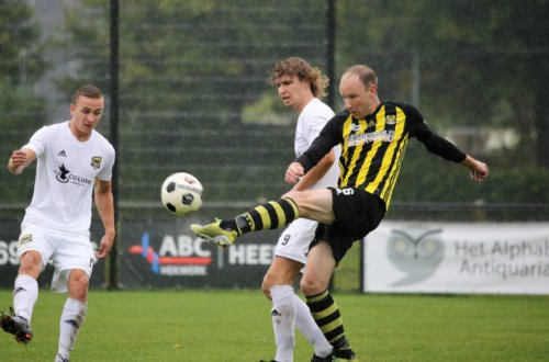 Columbia en FC Winterswijk in evenwicht
